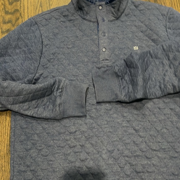 Crown and ivy quilted pull over - Picture 4 of 4